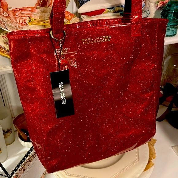 Marc Jacobs Sparkling Cherry Red Fragrance Tote -NWT - Picture 1 of 12